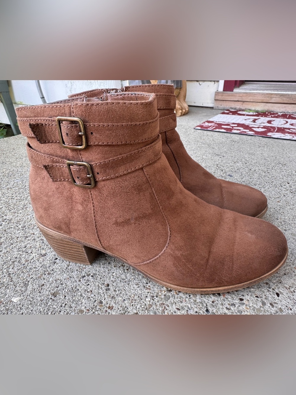 American Eagle Suede Ankle Booties in Chestnut